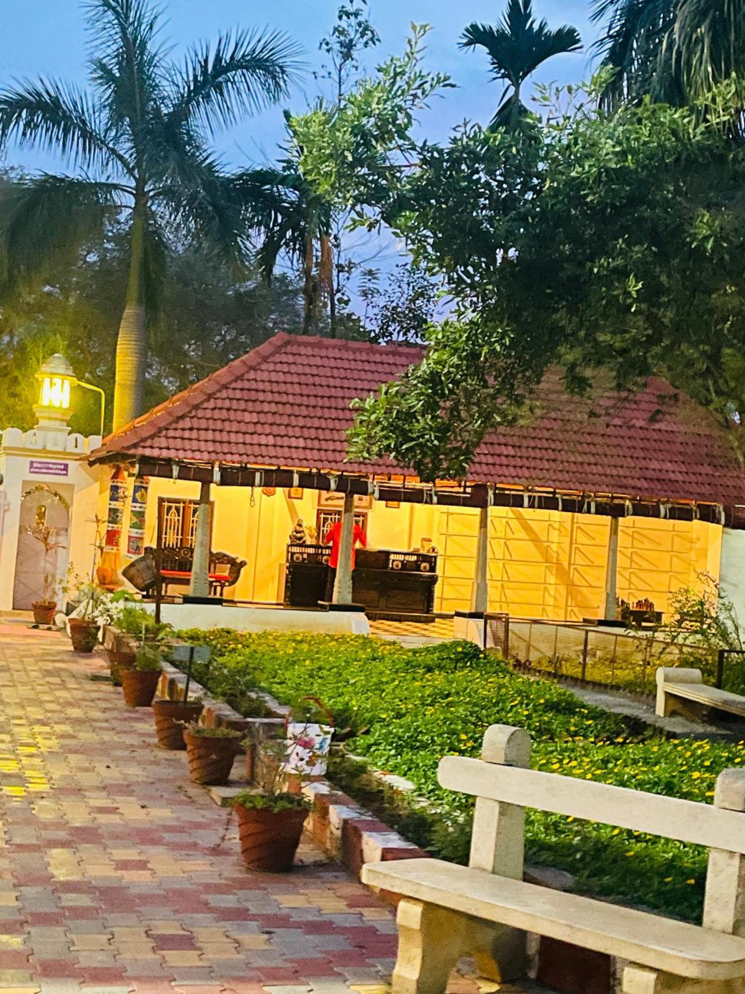 Chola Heritage Resort Karaikudi Kültér fotó