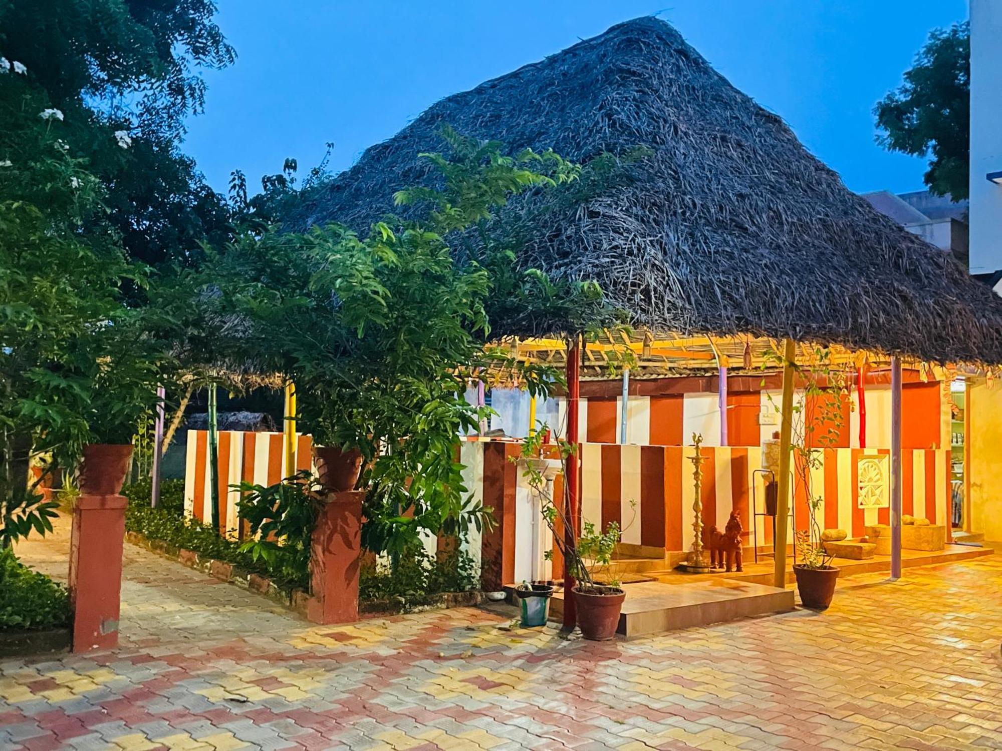 Chola Heritage Resort Karaikudi Kültér fotó