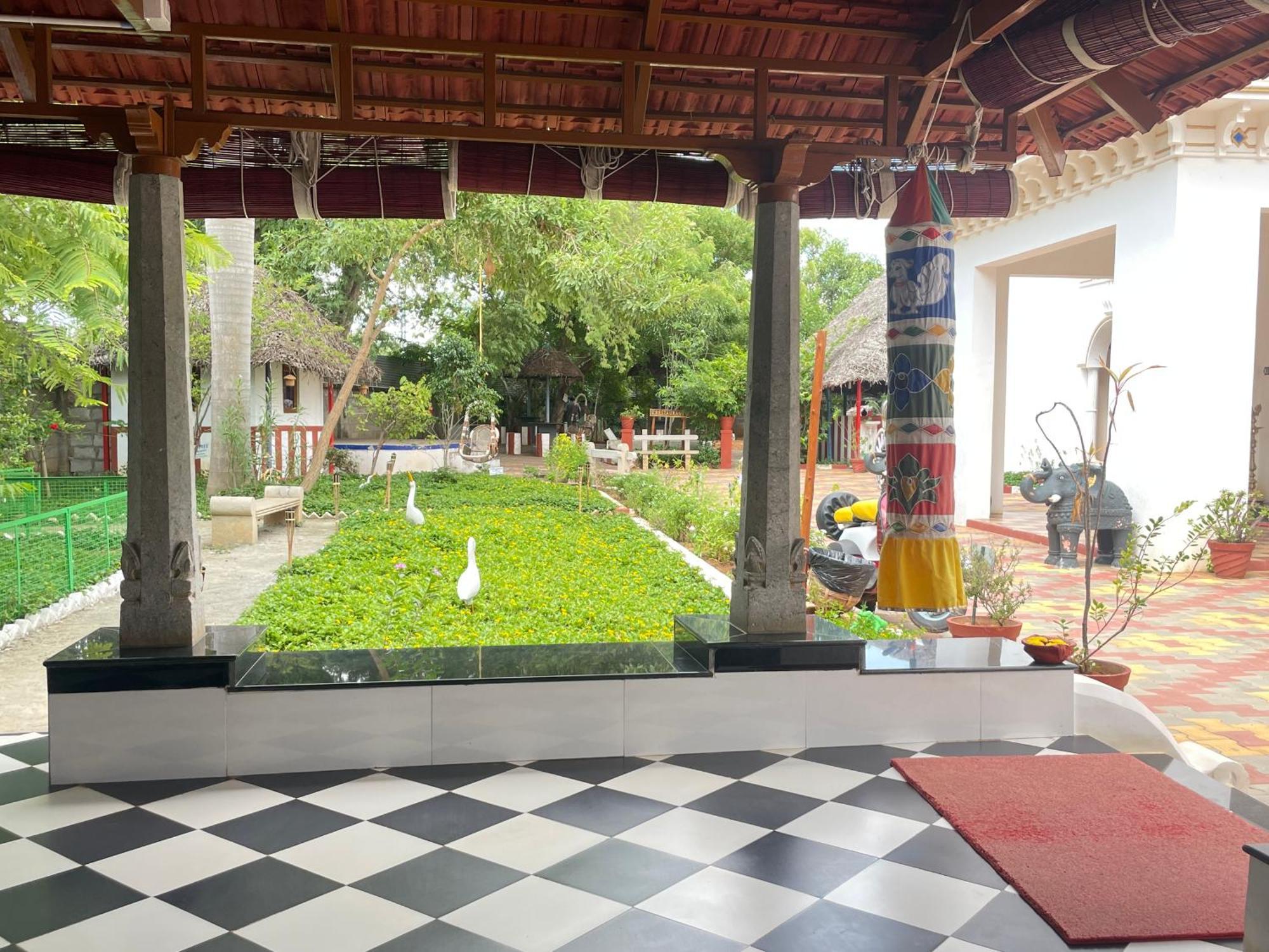 Chola Heritage Resort Karaikudi Kültér fotó